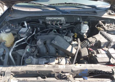 2007 Ford Escape Xlt/Xlt Sport z USA, uszkodzony, nr VIN 1FMCU03107KB07789